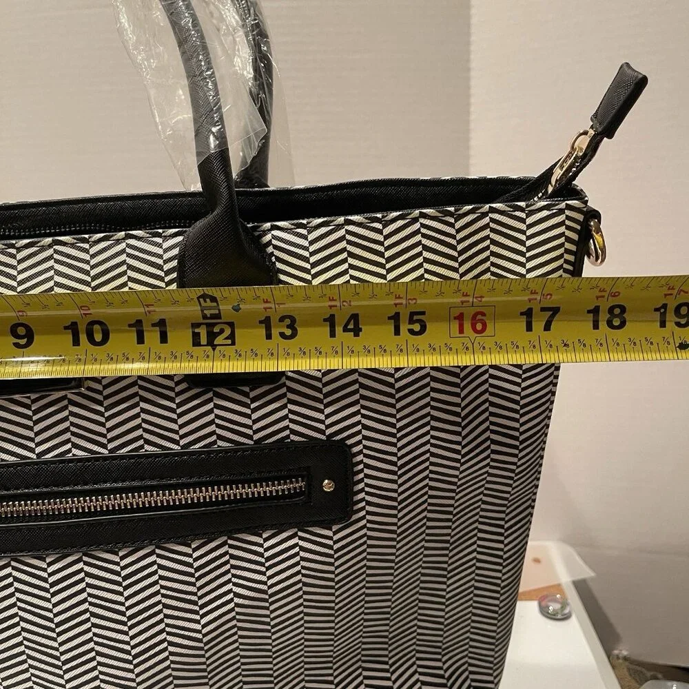 NWT Trina Turk Large Shoulder Tote Bag Black/White W/detachable Strap POOL BEACH